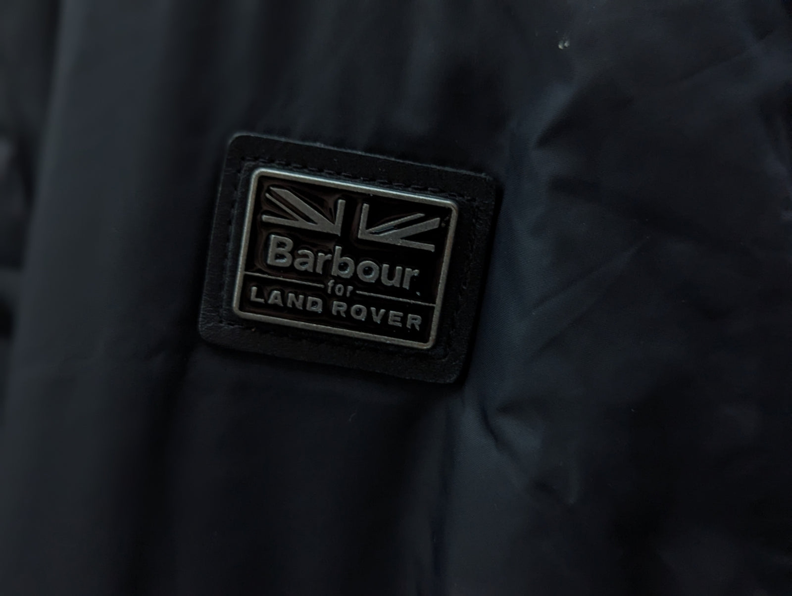 Barbour Land Rover ダブルネームドッグコート　Mサイズ Barbour x Land Rover Ltd Ed. Jacket M Black Polyamide – eHABERDASHER