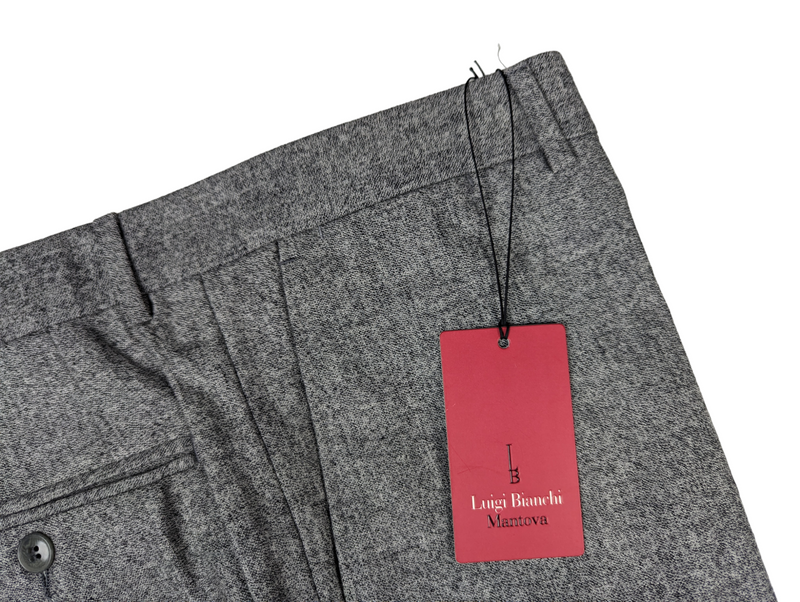 Luigi Bianchi Trousers 36, Light grey melange Flat front Relaxed fit Wool