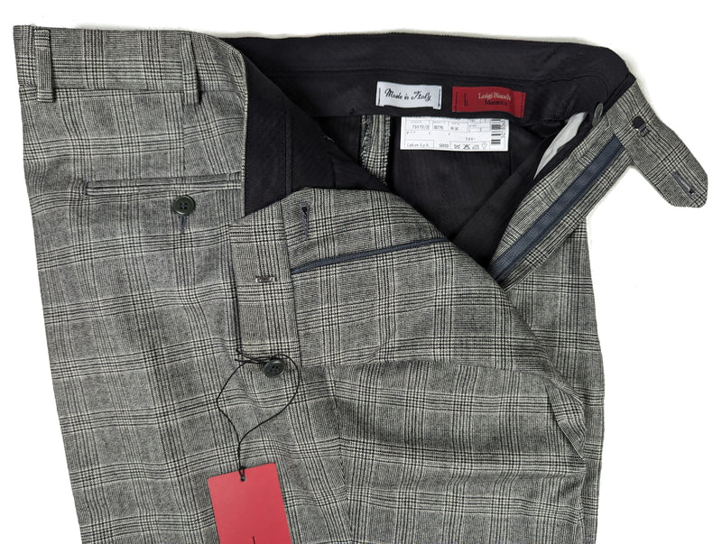 Luigi Bianchi Trousers 36, Black/White Plaid Pleated front Relaxed fit Wool/Cashmere