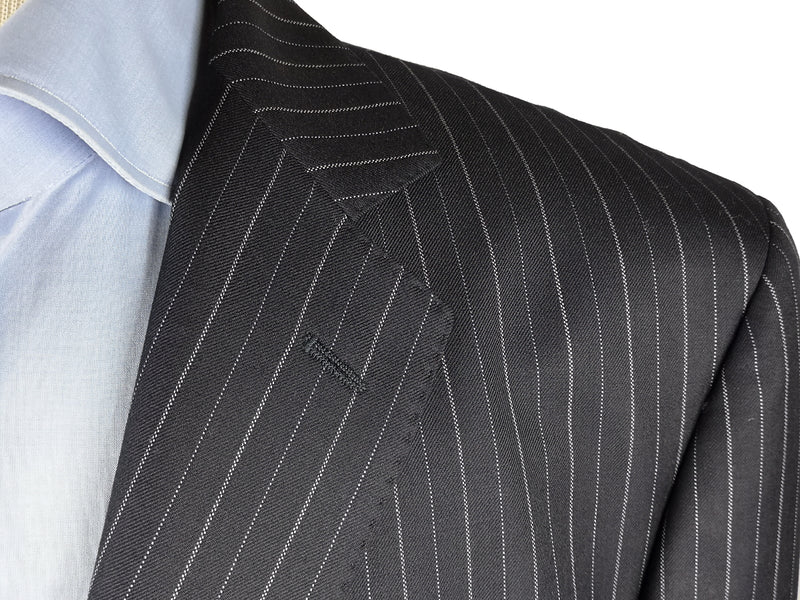 Luigi Bianchi Suit 44R Navy White/Blue Striped 3-button Wool