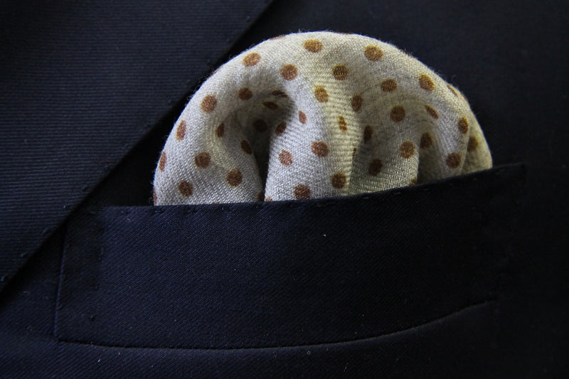 Battisti Pocket Square: Mushroom brown polkadot with beige, pure wool