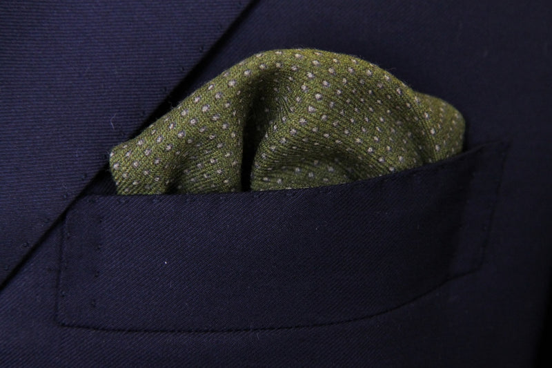 Battisti Pocket Square: Moss green bullseye dot, pure wool
