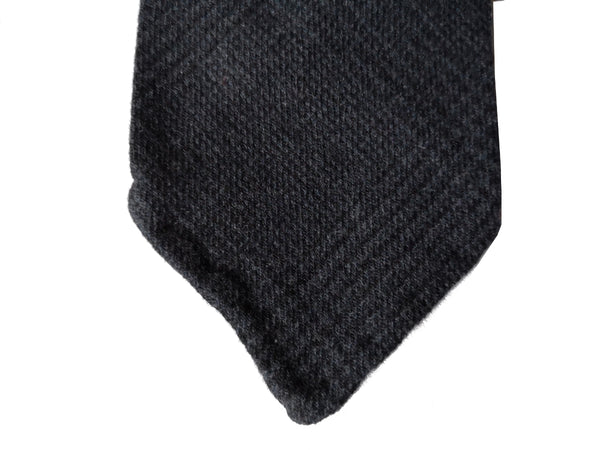 Battisti Tie: Charcoal plaid, hand-rolled unlined tip, pure wool