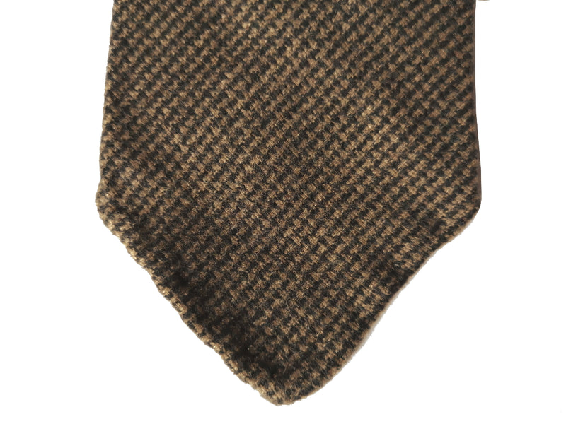 Battisti Tie: Golden brown puppytooth, hand-rolled unlined tip, pure cashmere