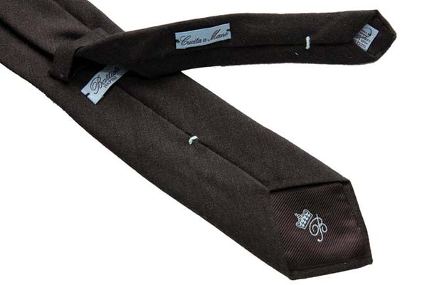 Battisti Tie: Soft dark brown, pure wool