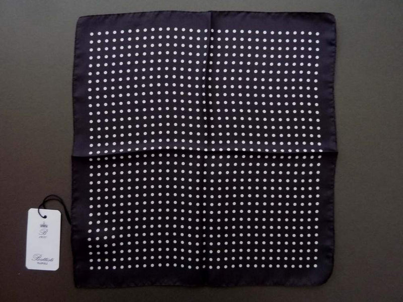 Battisti Pocket Square Black with white polkadots, pure silk