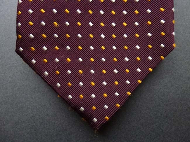 Battisti Tie: Brown with gold/ivory pattern, pure silk