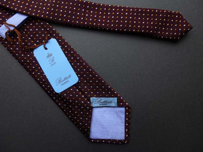 Battisti Tie: Brown with gold/ivory pattern, pure silk