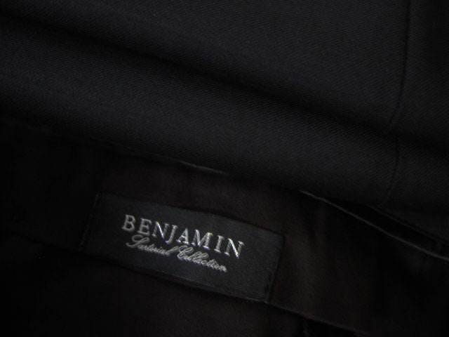 Benjamin Trousers: 30, Solid black, Verdi flat front, super 140's wool