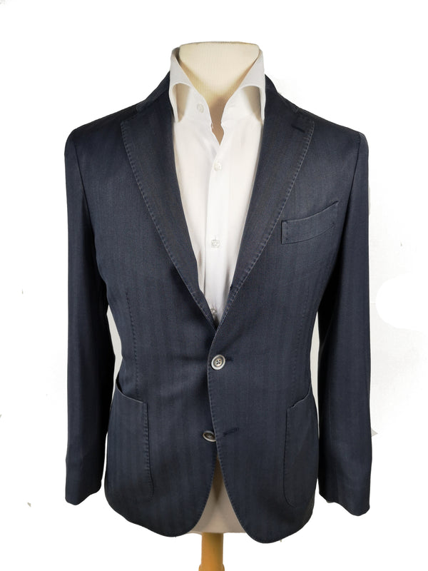 Boglioli Sport Coat 47/48R, Washed navy blue herringbone 3-button Wool