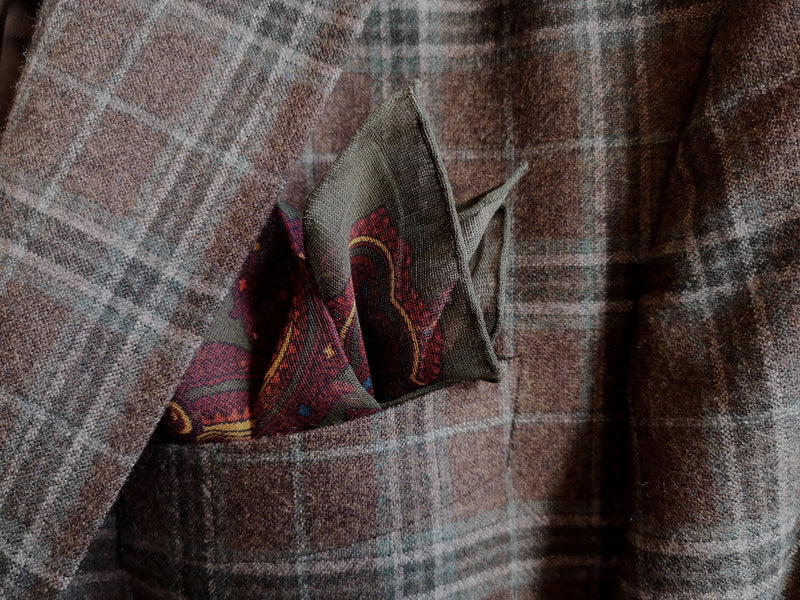 Drake's Pocket Square: Forest green Vintage paisley, Cotton/modal/cashmere