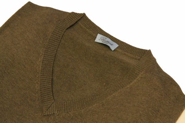 Battisti Sweater: Light brown, V-neck, cashmere silk blend