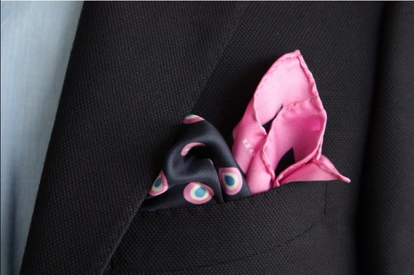 Kiton Pocket Square Navy & pink bullseye pattern, pure silk