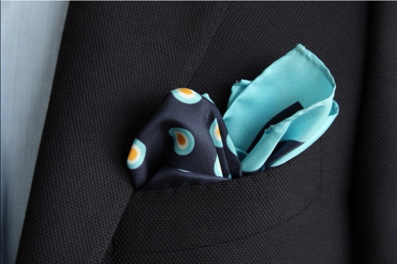 Kiton Pocket Square Navy & sky bullseye pattern, pure silk