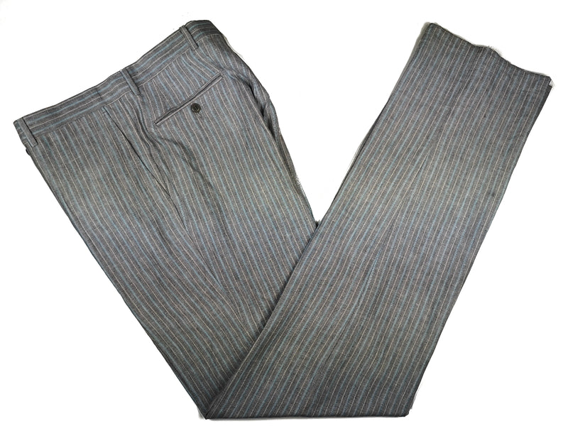 Luigi Bianchi Suit 39/40R, Light grey with sky stripes 1-Button Linen