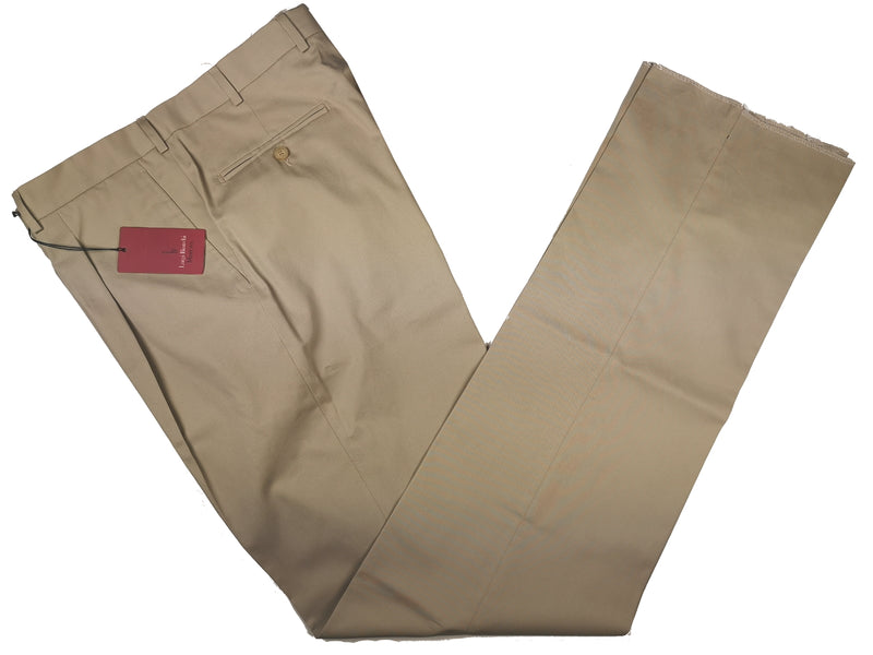 Luigi Bianchi Trousers 36, Light tan Pleated front Relaxed fit Cotton