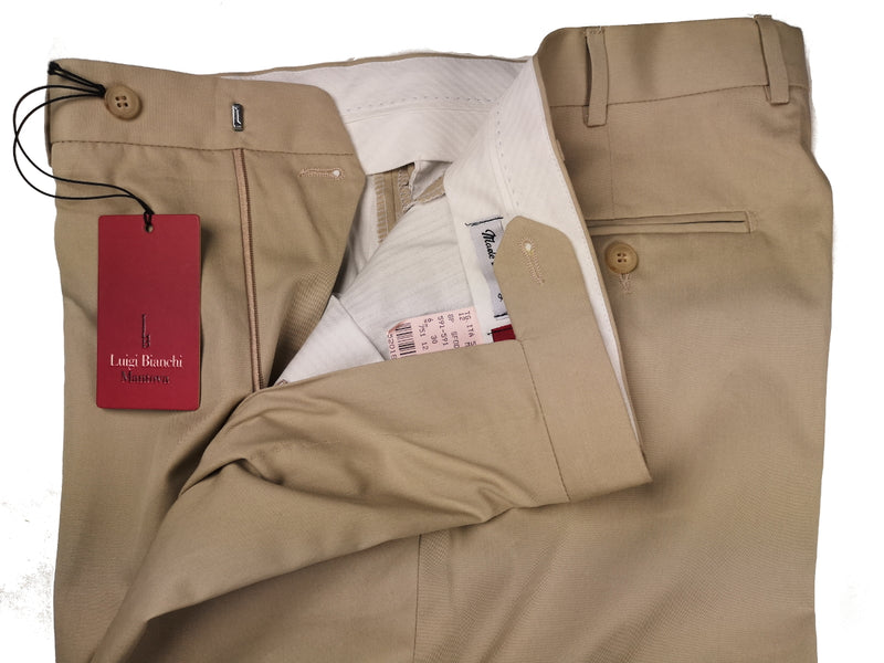 Luigi Bianchi Trousers 36, Light tan Pleated front Relaxed fit Cotton