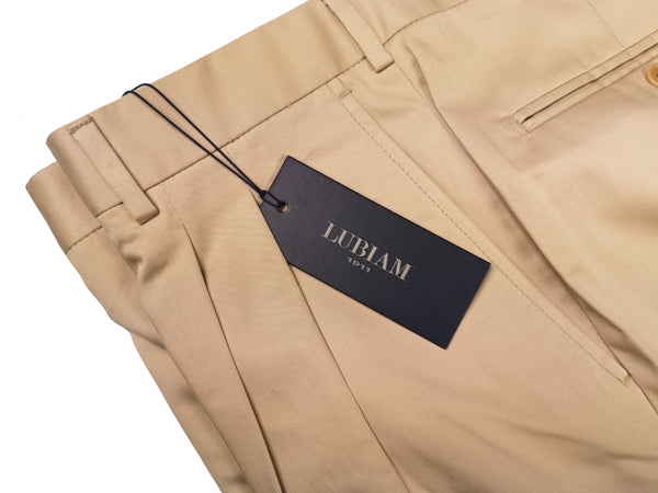 Luigi Bianchi Lubiam Trousers 36, Tan Pleated front Relaxed fit Cotton