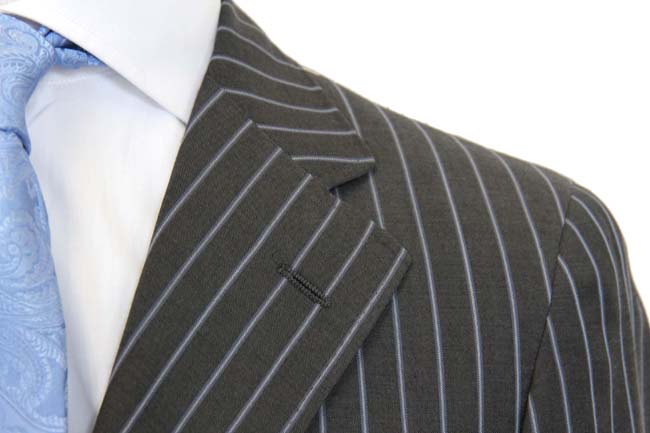 Caruso/Maco Suit: 38R, Grey with slate/white stripes, 3-button, 100's wool