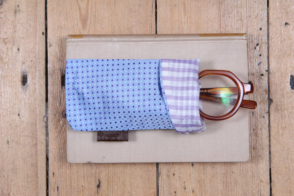 Sartorial Home Glasses Sleeve/Pochette, Sky blue mini-diamond pattern Pure Silk