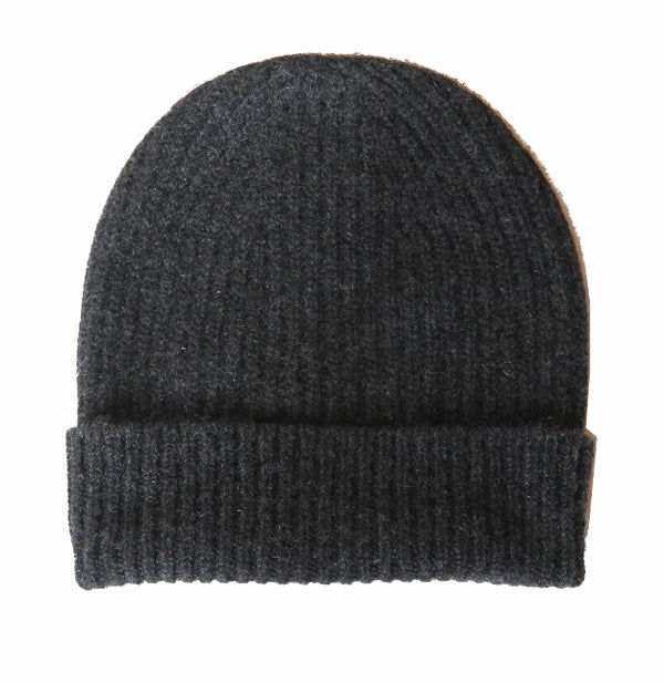 The Wardrobe Beanie Charcoal Ribbed Pure cashmere