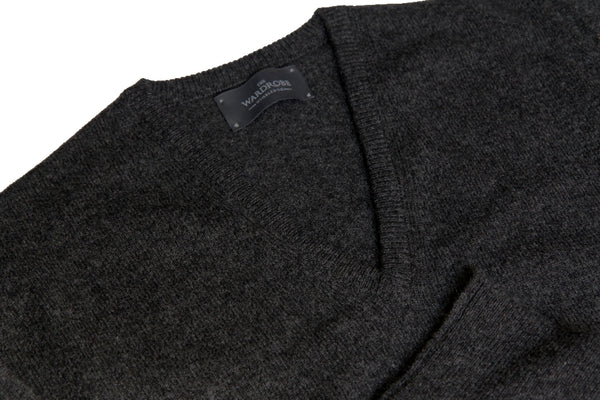 The Wardrobe Sweater, Charcoal, v-neck, pure lambswool